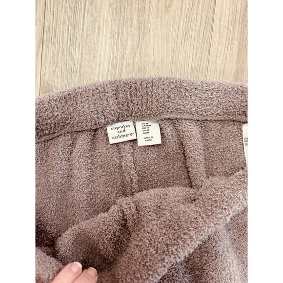 Cupcakes and Cashmere Womens Faux Fleece Fur Jogger Pants Size M - Picture 2 of 3